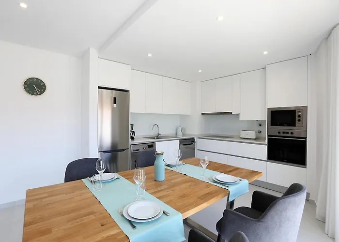 T2- Sitio Do Chris Apartment